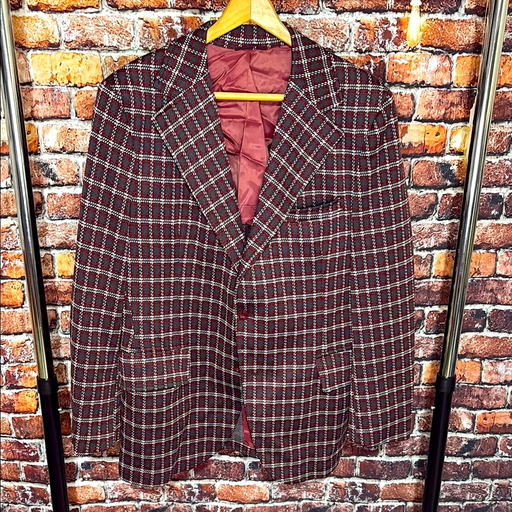 Vintage Boston Store Men's Checkered Blazer  maroon Red and Black 40R vent MCM